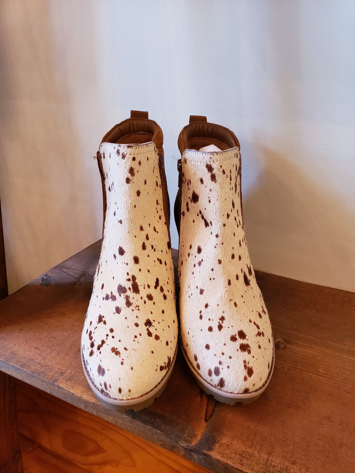 Cow Print and Suede Heel, Size 11