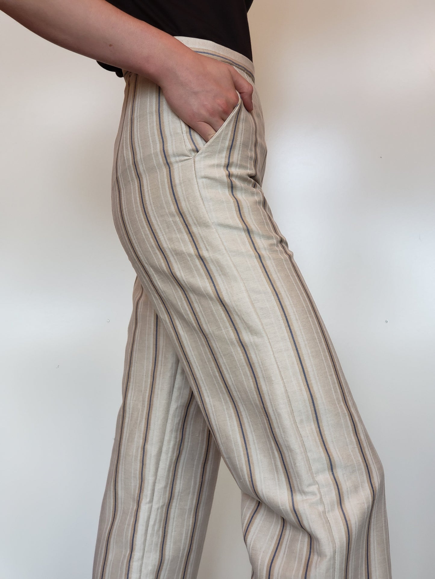 Pinstripe Linen Cropped Pant